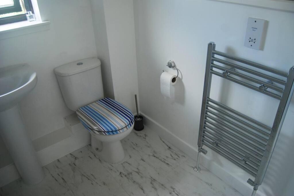 Central Two Bed Flat Close To Arthur'S Seat And University エディンバラ エクステリア 写真